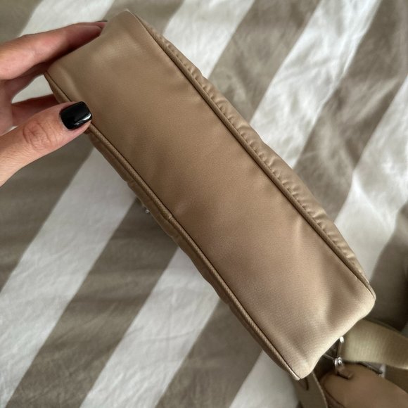 Prada Re-Edition 2005 Re-Nylon bag - Desert Beige - Picture 5 of 5